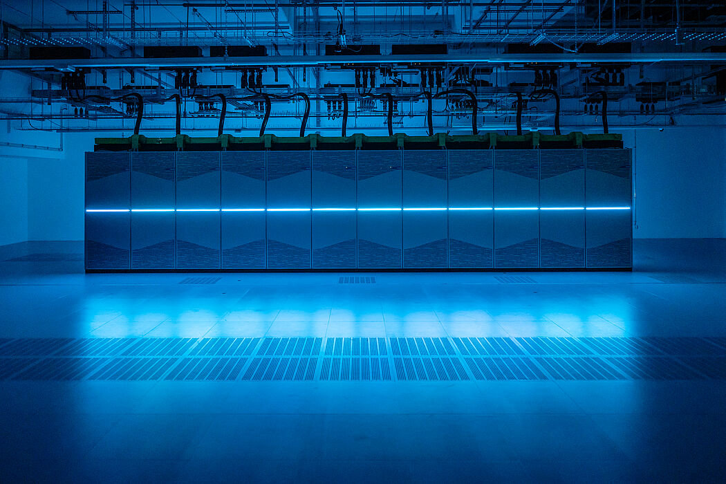 Photo (Paderborn University, Thorsten Hennig): Supercomputer Noctua 2.